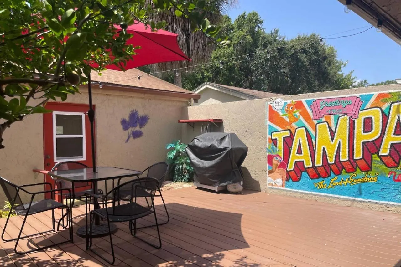 Getaway To Iki Tampa Is An End Unit Townhome - Close To Tampa Bay & Downtown - Minutes To Airport 0*,  United States