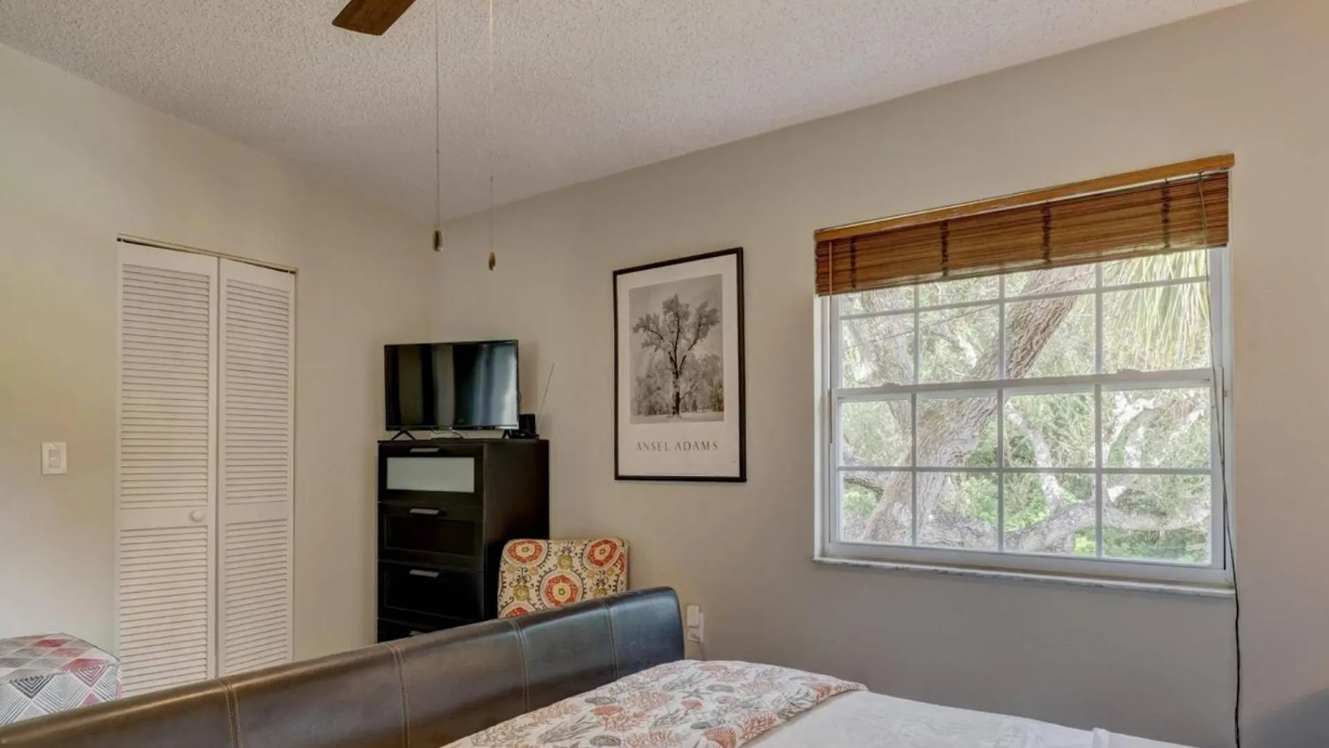 Getaway To Iki Tampa Is An End Unit Townhome - Close To Tampa Bay & Downtown - Minutes To Airport Holiday home